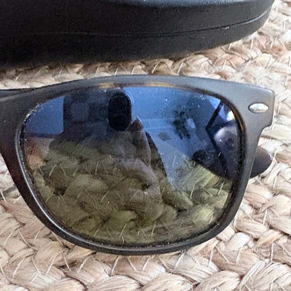 Ray-Ban New Wayfarer Classic RB2132 Tortoise G-15 Green Sunglasses